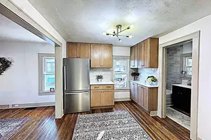 1633 Burdick St, Oshkosh, WI 54901 - Photo 9