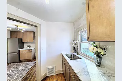 1633 Burdick Street, Oshkosh, WI 54901 - Photo 7