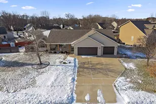 1615 Shallow Creek Ct, Green Bay, WI 54313 - Photo 5