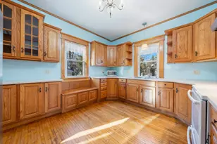 1641 Jackson St, Oshkosh, WI 54901 - Photo 9