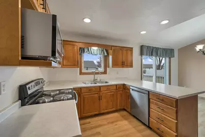 1225 Drews Drive, De Pere, WI 54115 - Photo 13