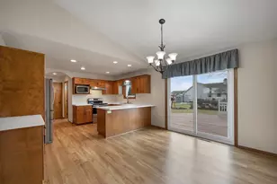1225 Drews Dr, De Pere, WI 54115 - Photo 5