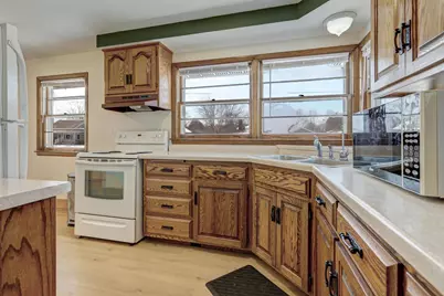 1312 Glenview Avenue, Kaukauna, WI 54130 - Photo 11