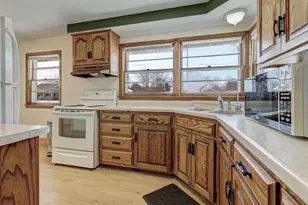 1312 Glenview Ave, Kaukauna, WI 54130 - Photo 11