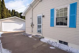 1850 Knapp St, Oshkosh, WI 54902 - Photo 17