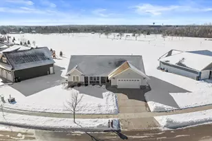 1735 Red Oak St, Green Bay, WI 54313 - Photo 39