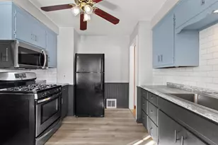 805 15th Ave, Green Bay, WI 54304 - Photo 9