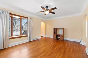 714 Maple St, Neenah, WI 54956 - Photo 5