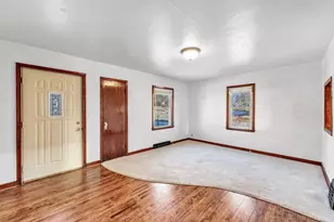 94 E North Water St, Algoma, WI 54201 - Photo 3