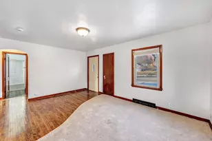 94 E North Water St, Algoma, WI 54201 - Photo 5