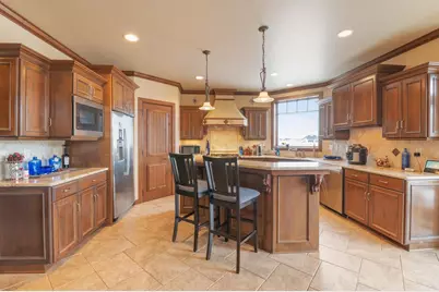 581 Royal St Pats Drive, Wrightstown, WI 54180 - Photo 17