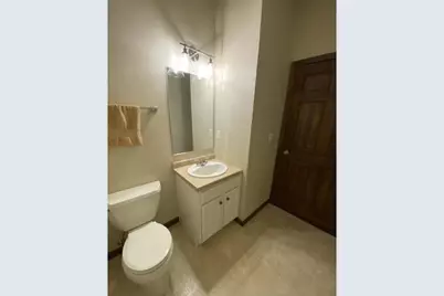 1713 Oak Hollow Lane, Neenah, WI 54956 - Photo 11