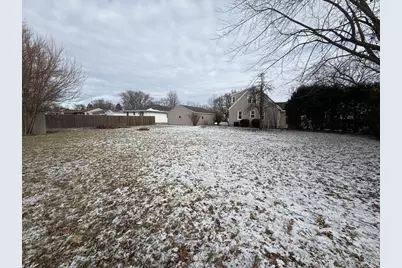 702 W 20th Avenue, Oshkosh, WI 54902 - Photo 29