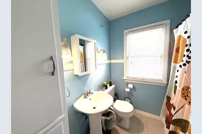 702 W 20th Avenue, Oshkosh, WI 54902 - Photo 13