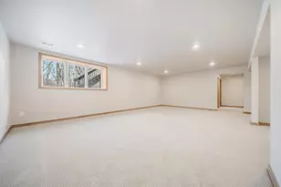 2564 N Stellita Cir, De Pere, WI 54115 - Photo 35