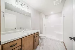 2564 N Stellita Cir, De Pere, WI 54115 - Photo 27