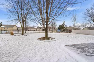 N9555 Chadbury Ln, Appleton, WI 54915 - Photo 31