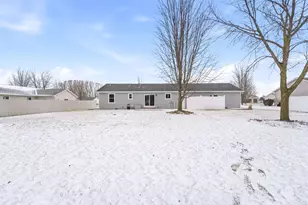 N9555 Chadbury Ln, Appleton, WI 54915 - Photo 33