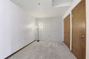 400 N Richmond St, Appleton, WI 54911 - Photo 7