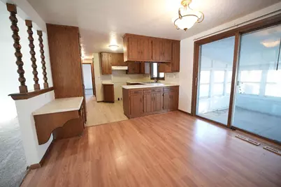 530 Lorraine Lane, Green Bay, WI 54311 - Photo 7