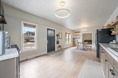 164 Jefferson Street, Berlin, WI 54923 - Photo 7