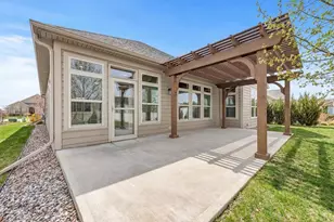 210 N Bedford Rd, Green Bay, WI 54311 - Photo 3