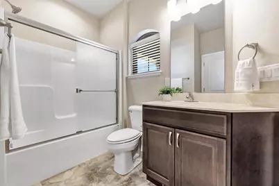 210 N Bedford Road, Green Bay, WI 54311 - Photo 25