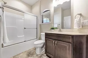 210 N Bedford Rd, Green Bay, WI 54311 - Photo 25