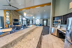 210 N Bedford Rd, Green Bay, WI 54311 - Photo 41