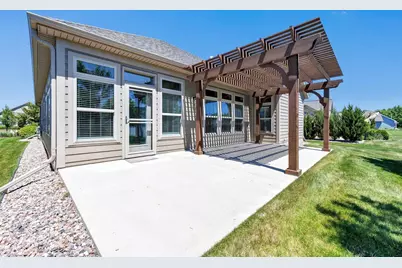 210 N Bedford Road, Green Bay, WI 54311 - Photo 5