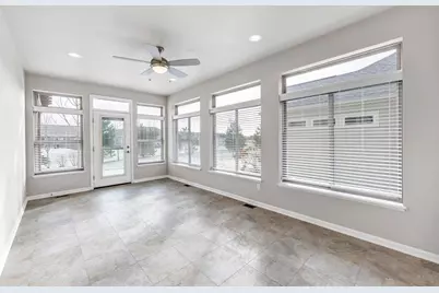 210 N Bedford Road, Green Bay, WI 54311 - Photo 15