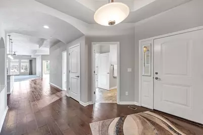 210 N Bedford Road, Green Bay, WI 54311 - Photo 5