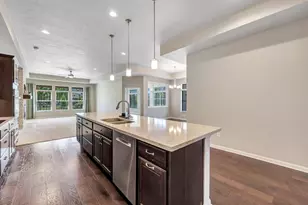 210 N Bedford Rd, Green Bay, WI 54311 - Photo 7