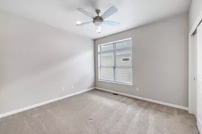 210 N Bedford Road, Green Bay, WI 54311 - Photo 27