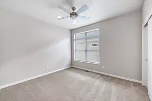 210 N Bedford Rd, Green Bay, WI 54311 - Photo 27