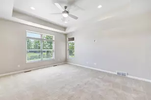210 N Bedford Rd, Green Bay, WI 54311 - Photo 17
