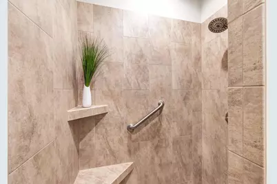 210 N Bedford Road, Green Bay, WI 54311 - Photo 25