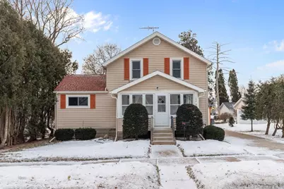 108 E Millard Street, New London, WI 54961 - Photo 1