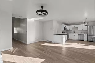 2457 Blake Ct, Oshkosh, WI 54904 - Photo 7