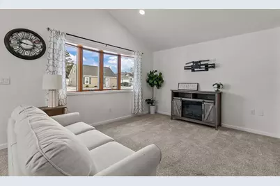 135 Rose Street, North Fond du Lac, WI 54937 - Photo 15