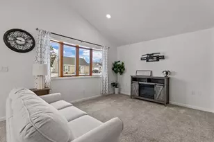 135 Rose St, North Fond du Lac, WI 54937 - Photo 15