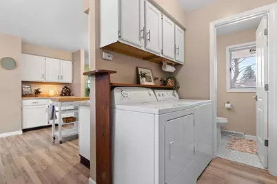 828 Robin Lane, Shawano, WI 54166 - Photo 17