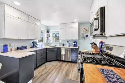 1530 Smith Street, Green Bay, WI 54302 - Photo 9