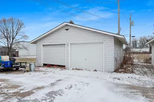 1329 Doblon St, Green Bay, WI 54302 - Photo 7