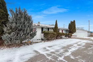 1329 Doblon St, Green Bay, WI 54302 - Photo 3