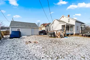 205 Division St, Neenah, WI 54956 - Photo 23