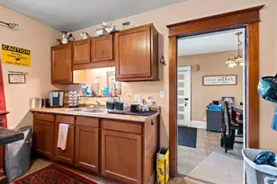 205 Division St, Neenah, WI 54956 - Photo 7