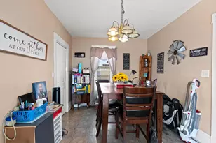 205 Division St, Neenah, WI 54956 - Photo 5