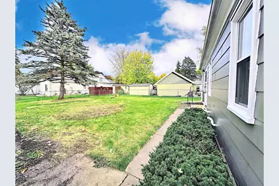 310 W Ryan Street, Brillion, WI 54110 - Photo 19