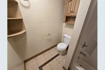 231 E Center Street, Shawano, WI 54166 - Photo 9